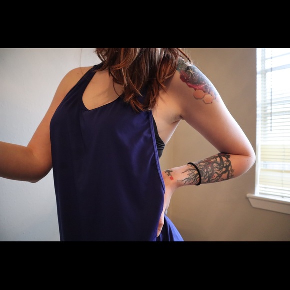 Fabletics workout tank - Picture 3 of 3